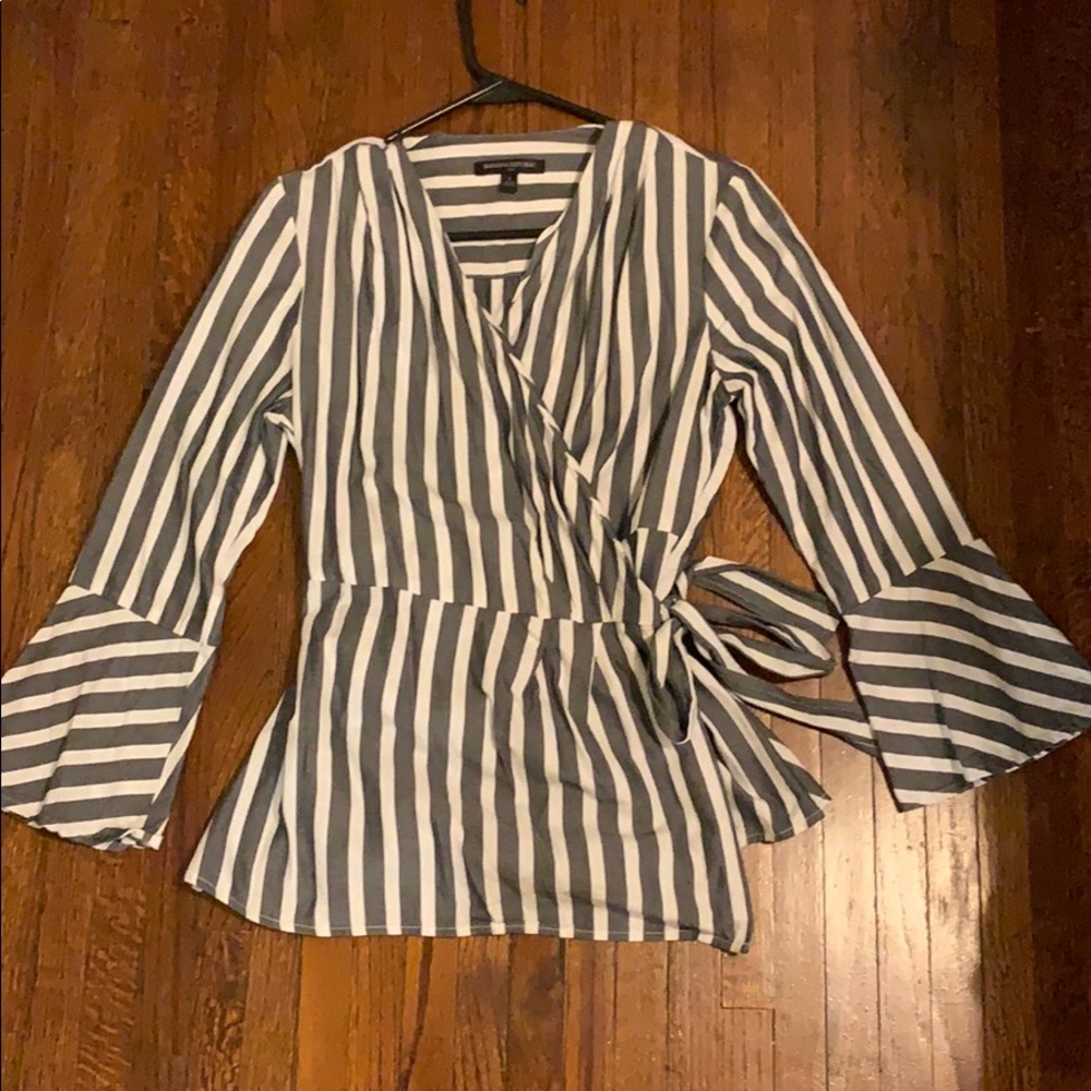 Host Pick!! Banana Republic Wrap Top